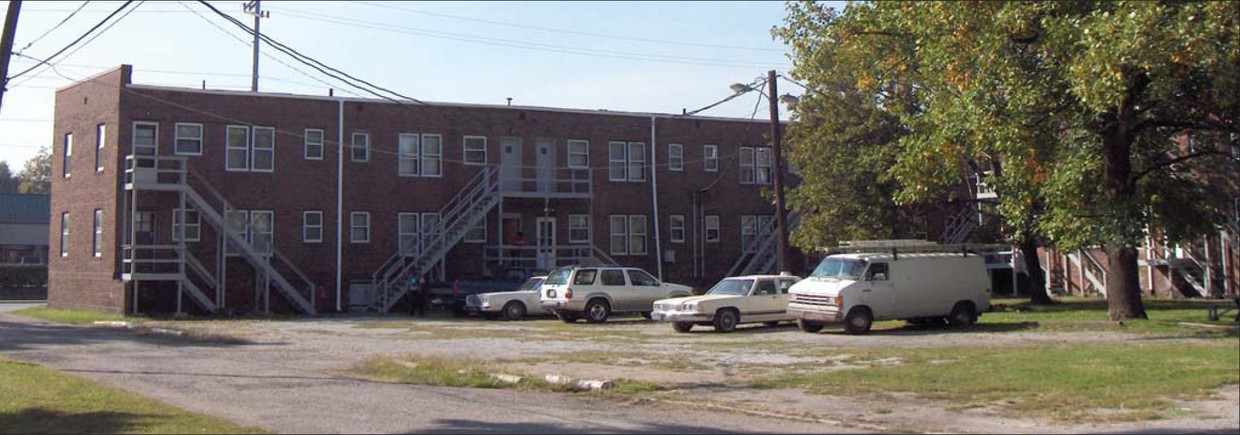 Foto del edificio - Washington Village Apartments