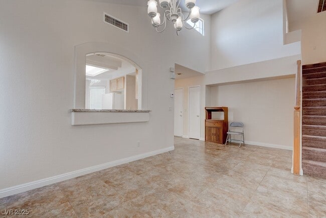 Building Photo - 8753 Country View Ave