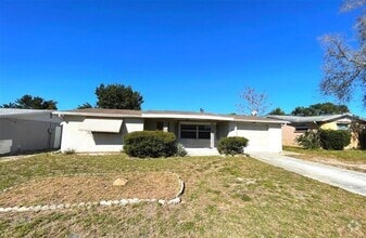 Building Photo - 7335 Ashwood Dr