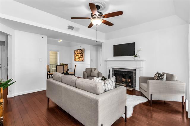 Building Photo - 3105 San Jacinto St