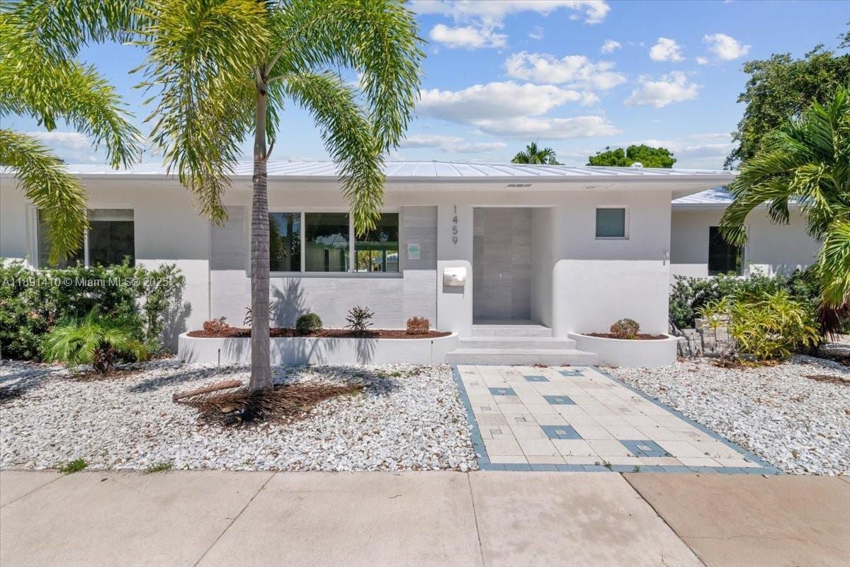 Foto principal - 1459 Jefferson St
