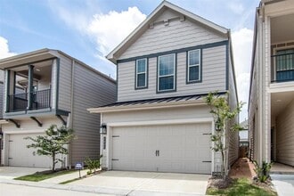 Building Photo - 3421 Avondale Vw Dr