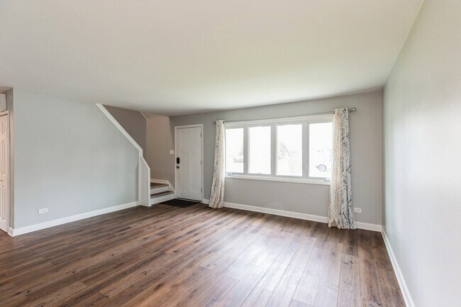 Foto del edificio - 433 Wildwood Dr