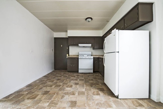 Building Photo - 2 br, 1 bath Apartment - 12507 S Ashland Ave