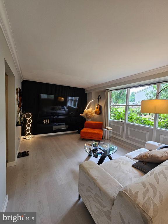Foto del edificio - 8913 Cromwell Dr