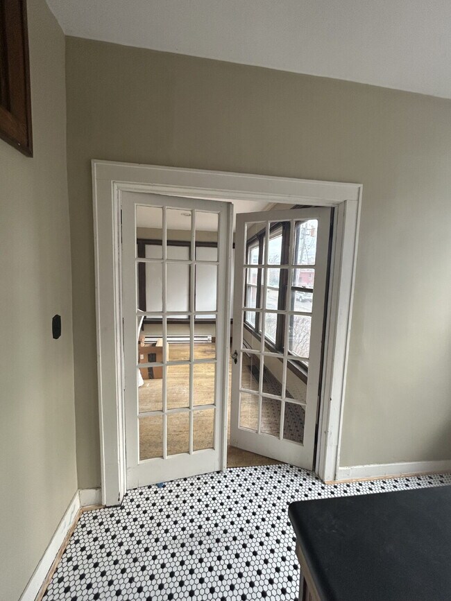 Foto del edificio - Studio apartment available September 1st i...