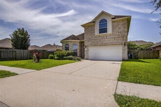 Building Photo - 1004 Autumn Brook St