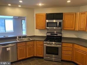 Building Photo - 1207 Augusta Cir