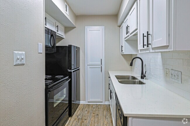 1 dormitorio, 1 baño - 450 pies cuadrados - Cocina - Summit at Hyde Park