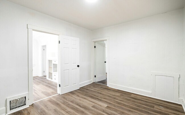 Building Photo - 3151 N 11th St