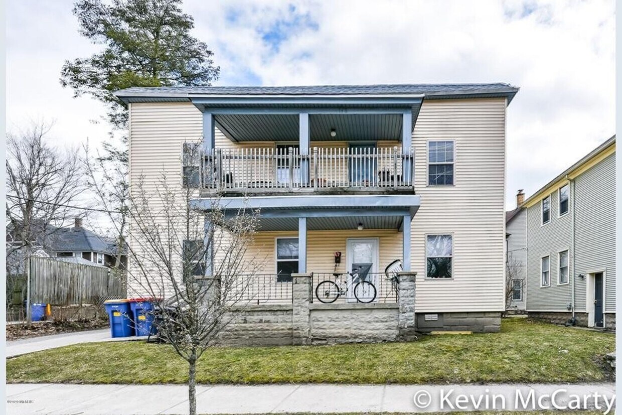 Foto principal - 16-18 Packard Ave SE