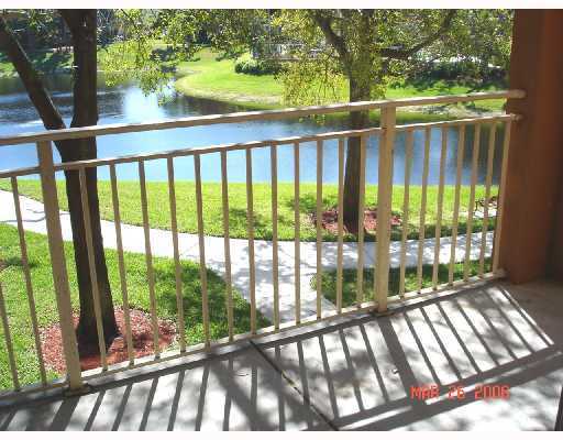 Foto del edificio - 1745 Palm Cove Blvd