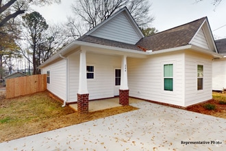 Building Photo - 234 Dancy St