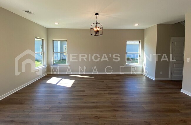 Foto del edificio - Home for Rent in Jasper, AL!!! Available to View Now!!!