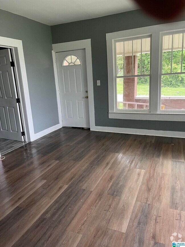 Apartments For Rent in Warrior, AL with Hardwood Floors 3 Rentals