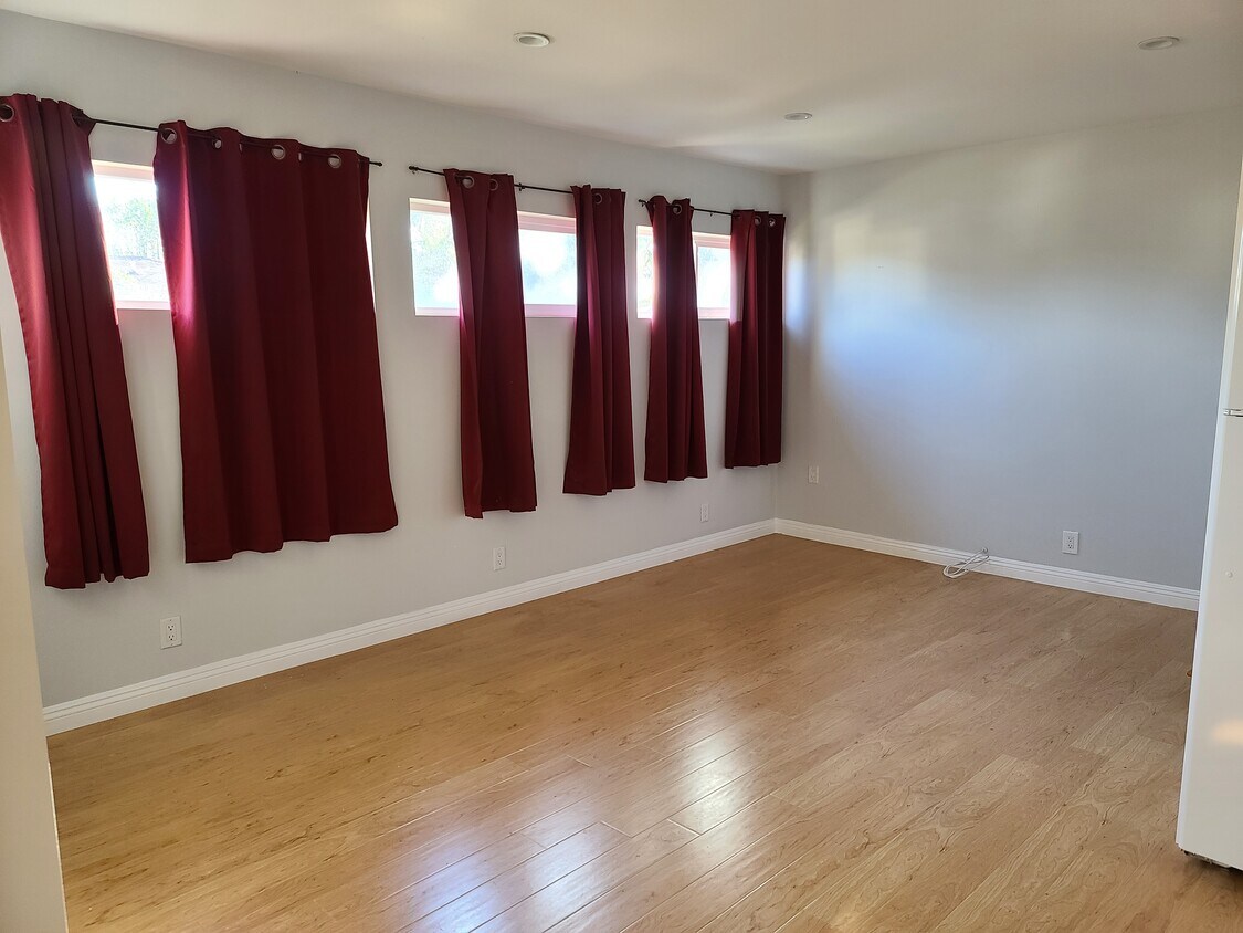 7009 Jumilla Ave, CA 91306 House for Rent in CA