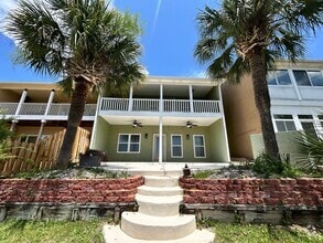 Building Photo - 2908 Country Club Dr