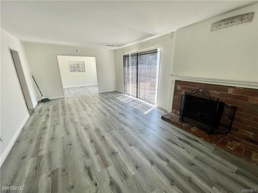 11601 Babbitt Ave, Los Angeles, CA 91344 House Rental in Los Angeles