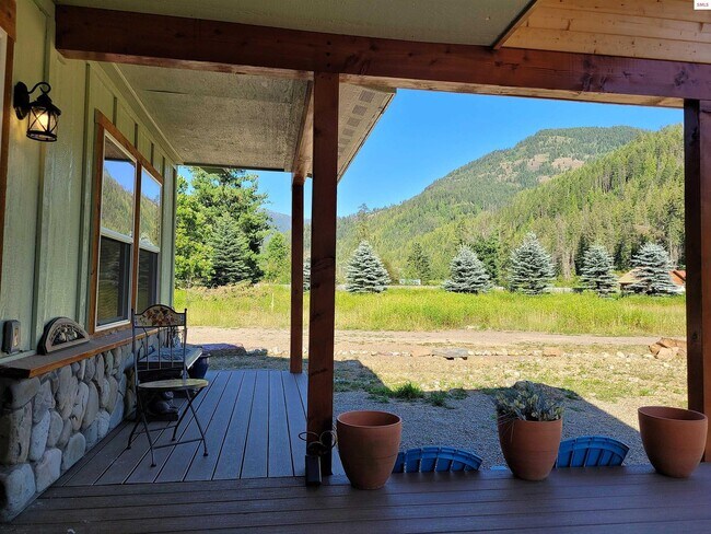 Building Photo - 15 Elk Horn Dr