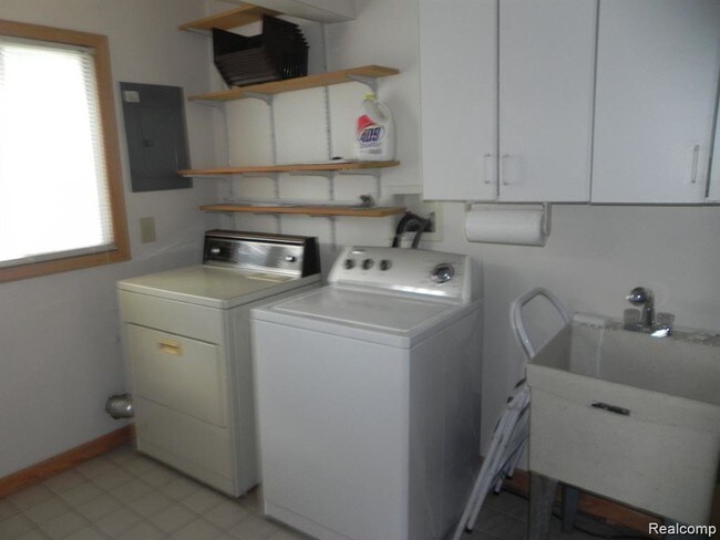 Building Photo - 1203 Gilman St