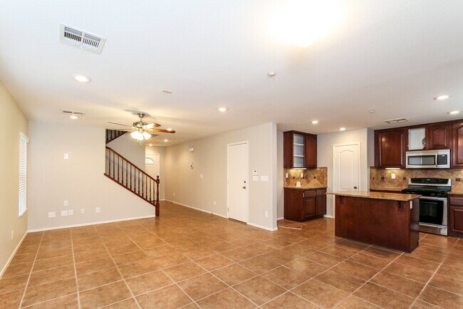 Foto del edificio - 1145 Paradise River Rd