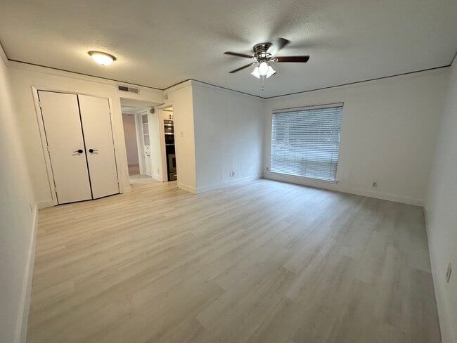 Building Photo - 4330 Bowser Ave