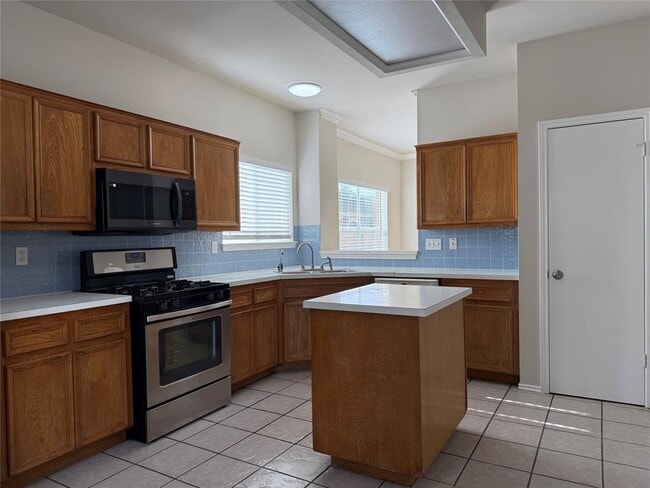 Foto del edificio - 16702 Tomcat Dr