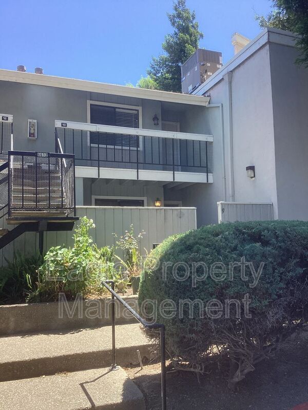 Primary Photo - 6612 Embarcadero Dr