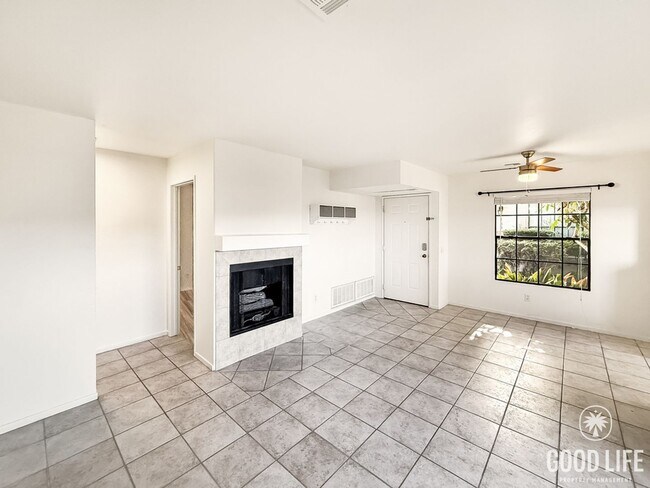 Foto del edificio - Beautiful 2B/2BA Condo in Rancho Penasquitos!