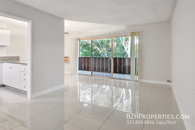 Foto del edificio - Updated 1Bedroom 1Bathroom In Prime West H...