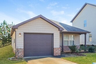 Building Photo - 155 Briar Ridge Ln
