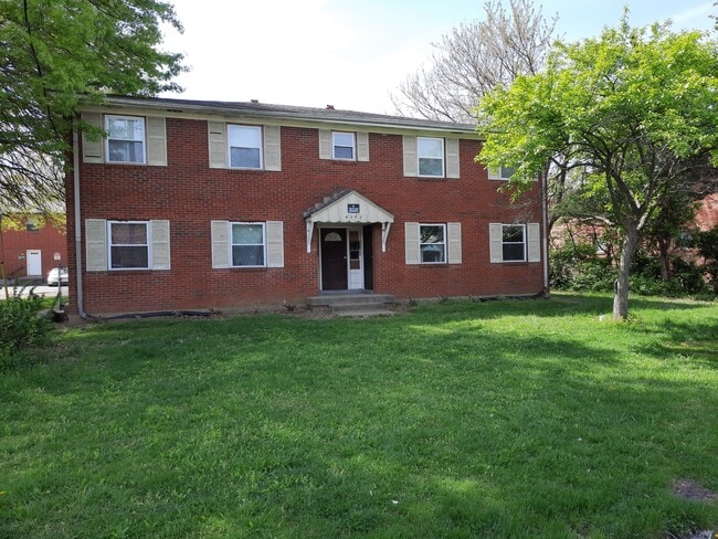 Building Photo - 4302 Naomi Dr