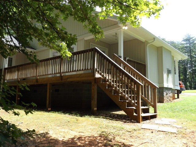 Foto del edificio - 337 W Point Dr