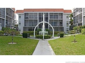 Building Photo - 630 SE Ocean Blvd Building Photo - 630 SE Ocean Blvd
