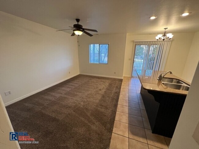 Foto del edificio - Cottages at Fossil Hills