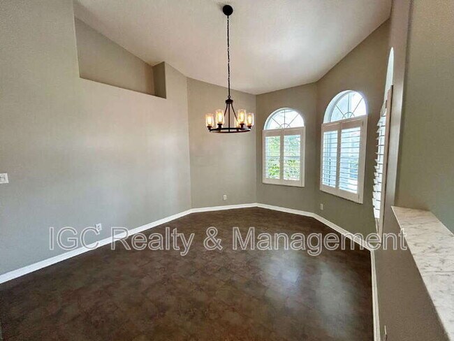 Building Photo - 159 Martesia Way