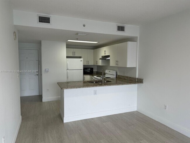 Foto del edificio - 3410 Coral Wy