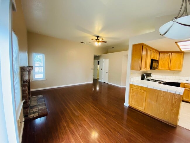 Foto del edificio - Fresh & Clean!!