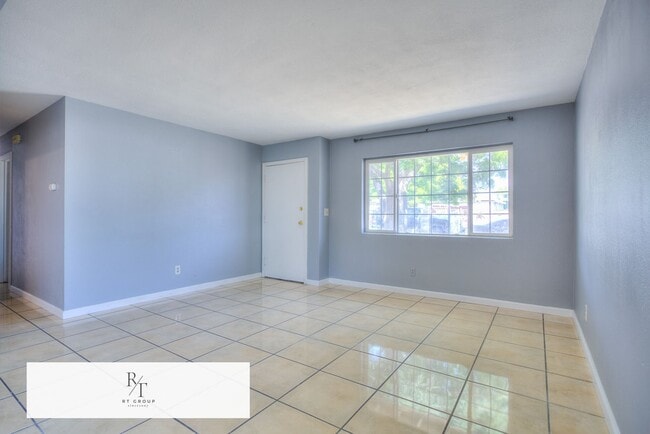 Building Photo - Spacious 4-Bedroom Home on Nearly 1 Acre –...