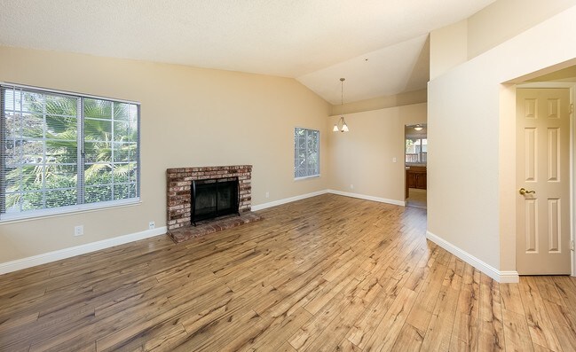 Building Photo - 343 Andrea Circle