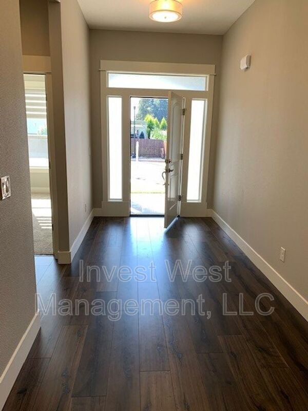 Foto del edificio - 5710 NE 129th St