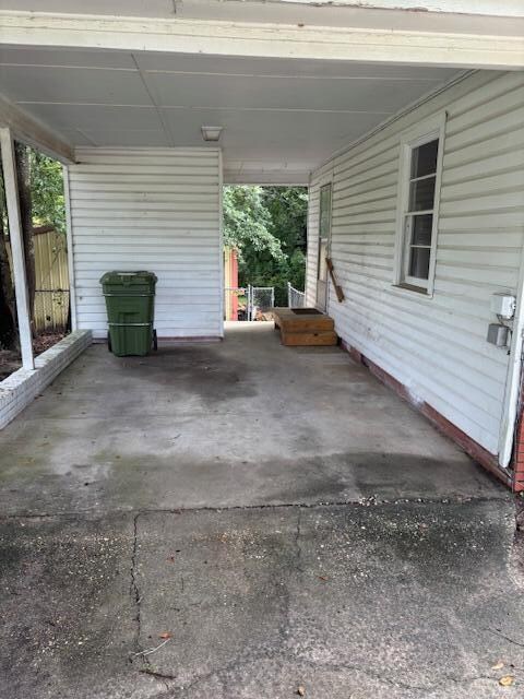 Foto del edificio - 2041 Columbia Cir