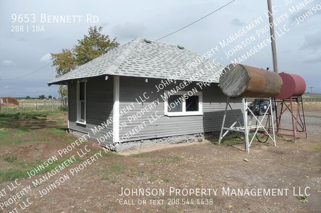 Foto del edificio - 9653 Bennett Rd