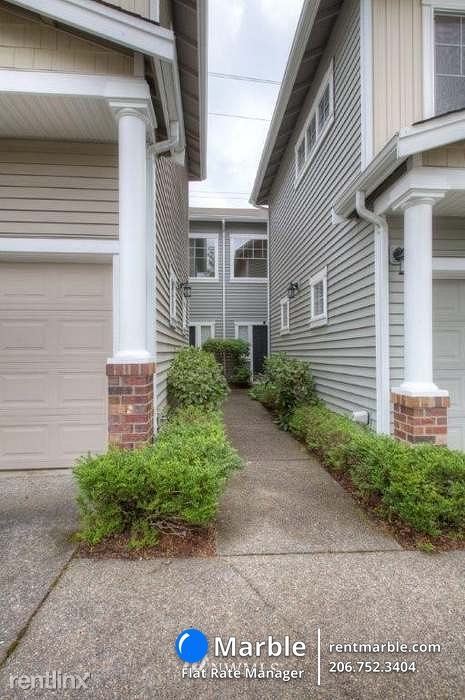 Foto del edificio - 3 br, 2.5 bath Townhome - 5020 Talbot Pl S E