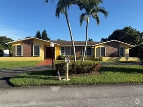 Building Photo - 9824 SW 123rd Terrace