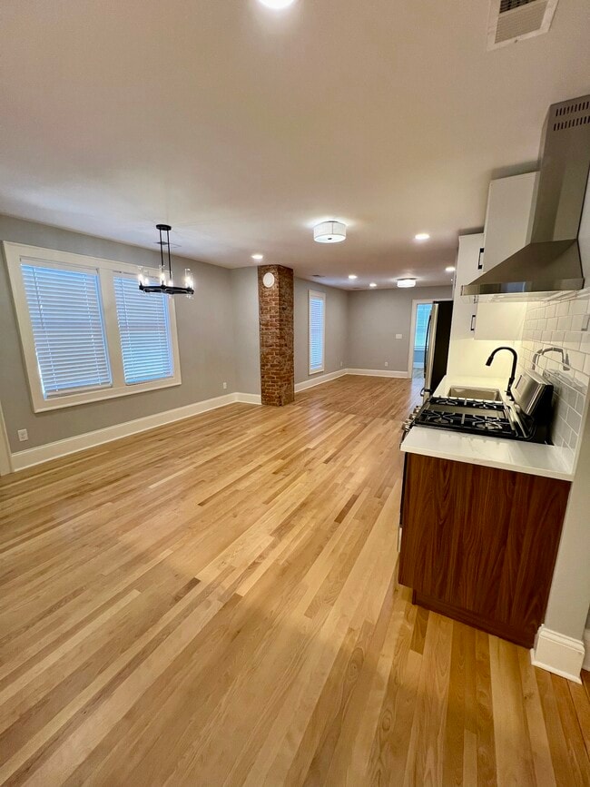 Open Floor Plan - 1291 Lincoln Ave