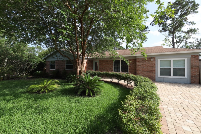 Primary Photo - 566 Cruiser Ln