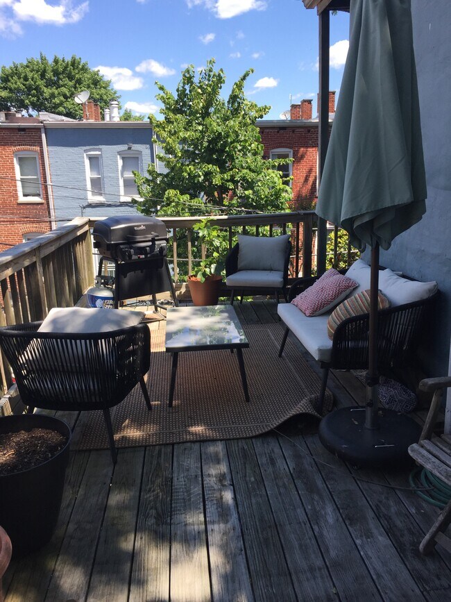 cubierta - 242 12th Pl NE