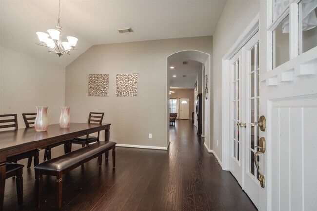 Foto del edificio - 19423 Wildwood Dale Ln