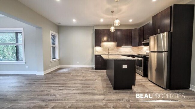 Foto del edificio - 1 bedroom in EVANSTON IL 60202